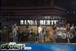 Festivalbar '79 - Esibizione della Banda Berté con strumenti ed attrezzature dei ROCKETS - © LesROCKETS.com