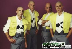 I ROCKETS nella formazione e con i costumi del 1984 - © LesROCKETS.com