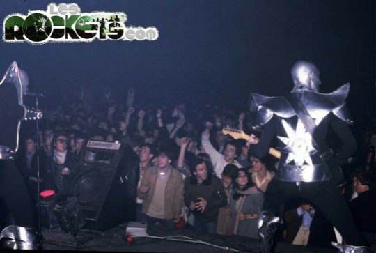 ROCKETS on stage - Photo by A. D'Andrea - © LesROCKETS.com