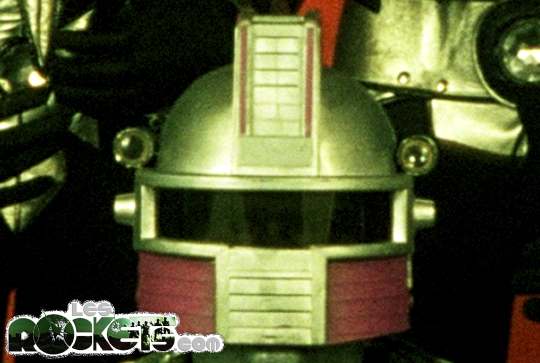 Il casco laser - © LesROCKETS.com