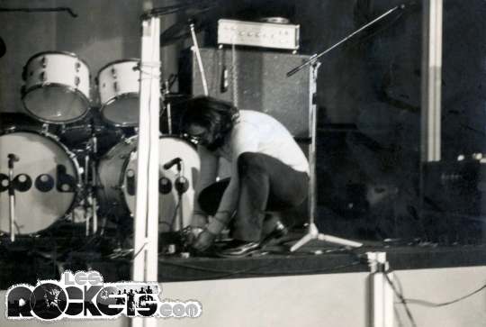 Bruno durante la collaborazione con i Pooh - © LesROCKETS.com